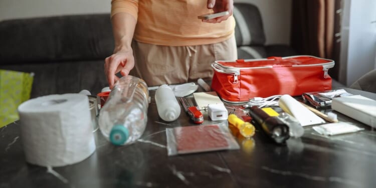 Households must stockpile 3 items by Friday as Met Office issues Storm Amy warning | Weather | News