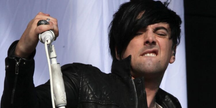 Ian Watkins sent sick love note to secret fiancée day before he died | UK | News