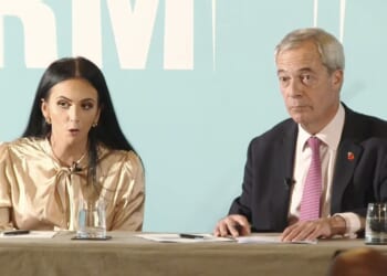 Moment grooming gang survivor silences room during bombshell Reform conference | Politics | News