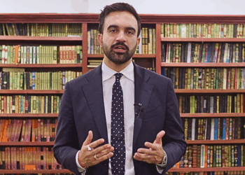 New York City's socialist mayoral candidate urges a million Muslims to 'step into the light' just days before crunch election