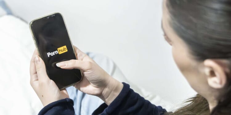 Ohio accidentally excludes most major porn platforms from anti-porn law