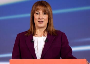 Pensioners in revolt as Rachel Reeves told 'give us a fair deal' | Politics | News