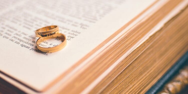 Persuade PCCs to take action if same-sex blessings move forward, Alliance tells its clergy