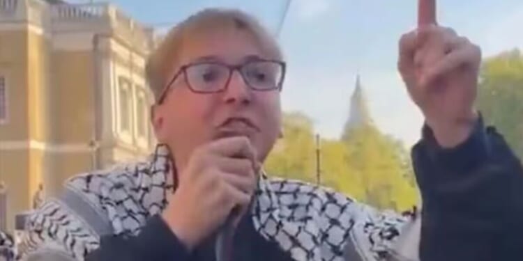 Police seize firearms from home of arrested Oxford student | UK | News