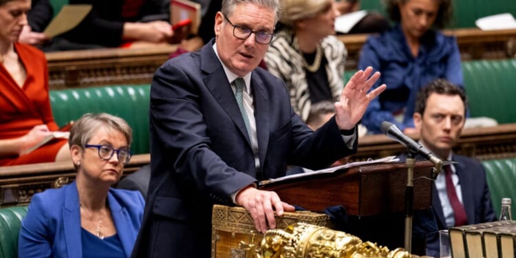 Politics LIVE: Keir Starmer to face Commons grilling over China at PMQs | Politics | News