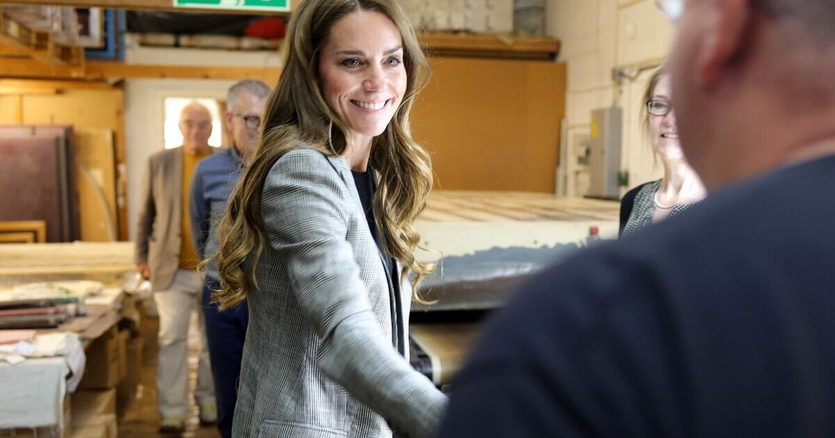 Princess Kate 'sent message' to Prince Harry and Meghan Markle with 'patriotic' choice | Royal | News