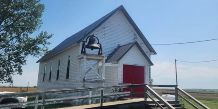 South Dakota Bishop apologises for diocese’s historic involvement in indigenous schools