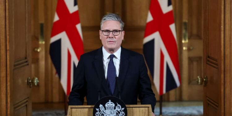 Starmer speaks of ‘profound relief’ as Gaza ceasefire deal signed | World | News