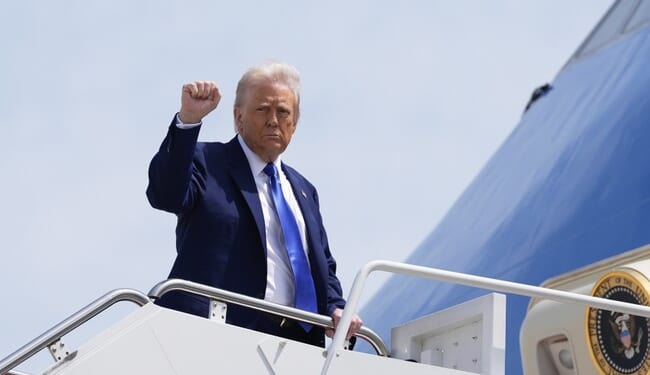 Suspicious 'Hunting Stand' Found With Direct Line of Sight to Where Trump Deplanes in Palm Beach – RedState