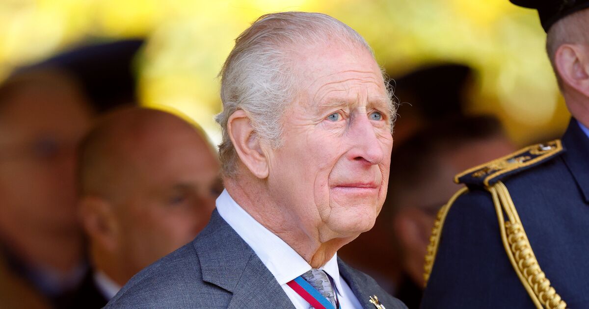 The 1 move the King could make that would 'reopen old wounds' after Andrew's humiliation | Royal | News