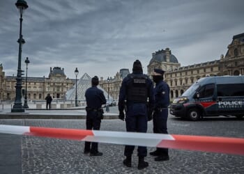 The Louvre Burgled In ‘Very Professional’ Hit, Jewelry Of French Royalty Stolen