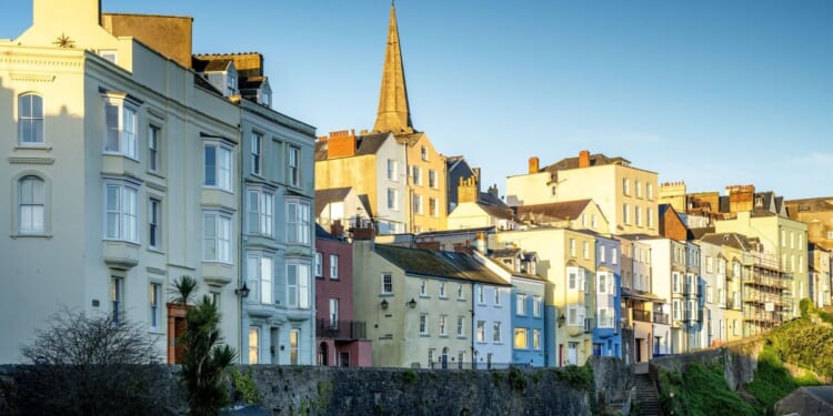 The UK seaside towns in 'embarrassing' second home tax climbdown | UK | News