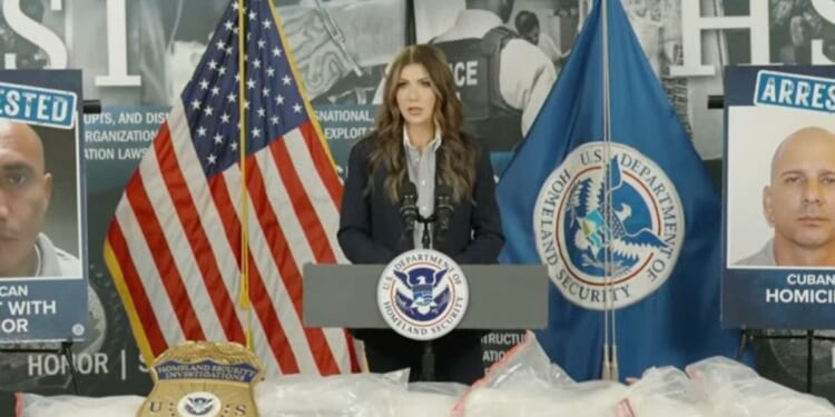 Trump To Target San Francisco With Immigration Raids