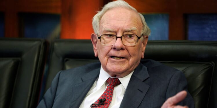 Warren Buffett's one rule for middle class earners revealed | US | News