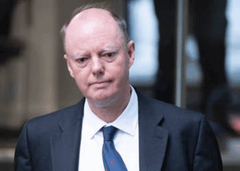 NHS told to stop hiring foreign doctors and employ Britons instead in Chris Whitty review