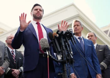 Vance, Duffy Warn Thanksgiving Travel Will Be A ‘Disaster’ If Shutdown Continues