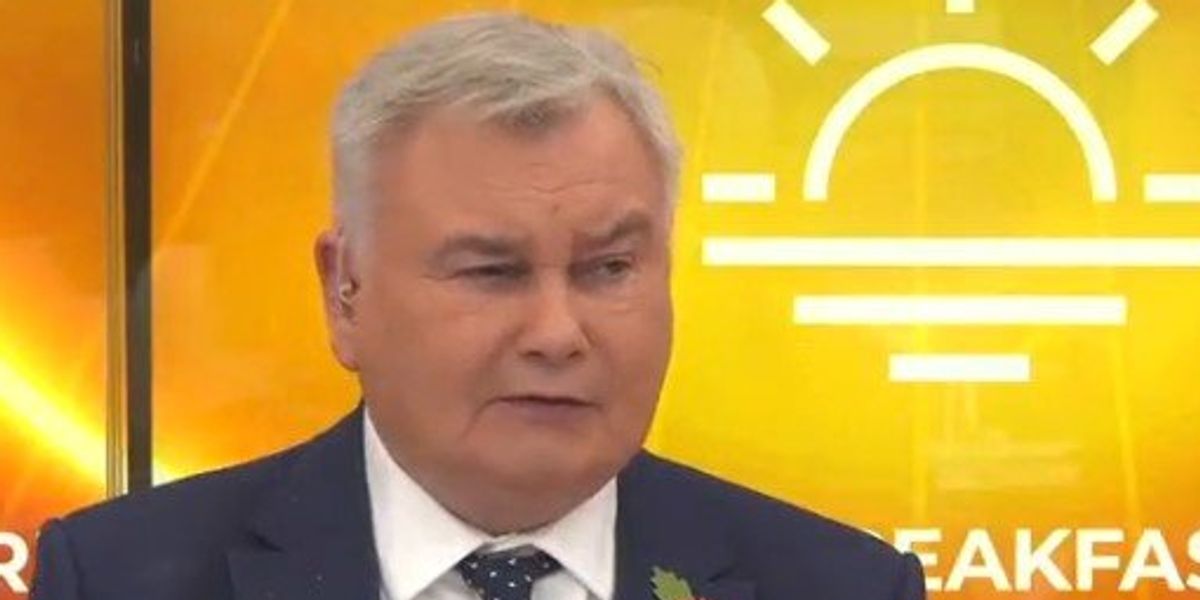 Huntingdon stabbings: Eamonn Holmes visibly moved as he imagines terror of Huntingdon passengers: 'Helpless and afraid'