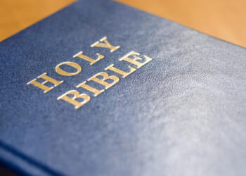 Search engine uses AI to find alleged Scripture 'contradictions'