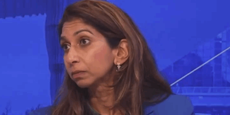 Suella Braverman slams 'scared' Rachel Reeves for 'sticking two fingers up at GB News viewers' in latest betrayal