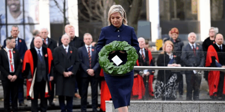 Unionist leader refuses to share Remembrance Ceremony with First Minister for 'eulogising IRA'