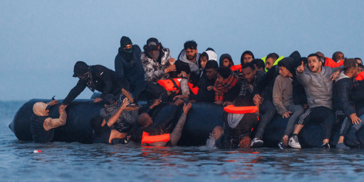 Asylum seekers set to be paid £3,000 of YOUR money to 'start a business' in their home countries