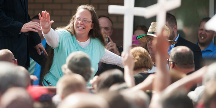 Supreme Court rejects Kim Davis’ bid to reconsider gay marriage
