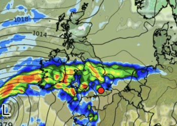 Bitter Arctic chill set to bring early taste of cold and harsh winter as snow predicted