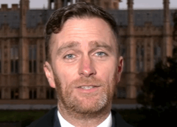 Labour's asylum reforms SHREDDED on GB News as Tory MP blasts 'gimmicks