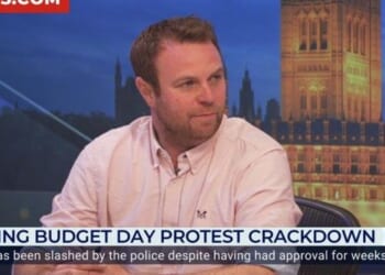 Farmer tells GB News the rural community 'doesn't matter' to Labour