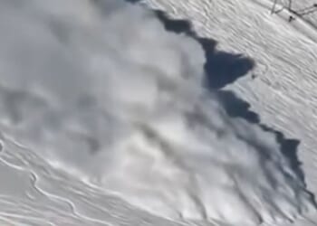 Tyrol: Rescuers race against time as at least 3 buried under horror avalanche