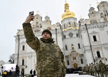 GOP lawmaker faces backlash over comment about Orthodox churches