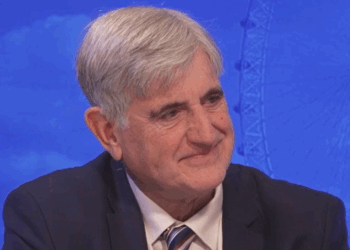 Donald Trump's sharp clampdown on immigration policy CAN be done in Britain, ex-Border Force Director General says