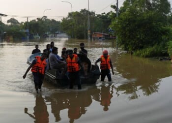 Britons issued urgent travel warning as deadly floods and landslides kill hundreds