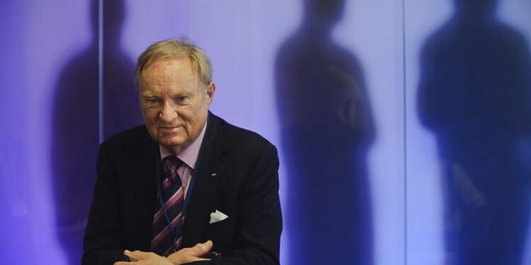 Dignitas founder ends life at own assisted suicide clinic