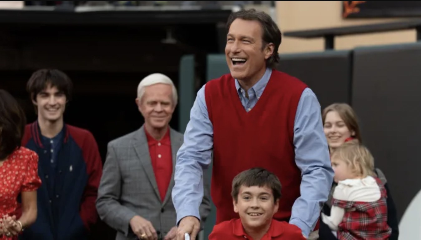 8 movies, series families can watch together this Thanksgiving