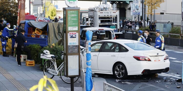 At least 1 dead and 10 injured in Tokyo as driver 'crashes into crowd before fleeing' | World | News