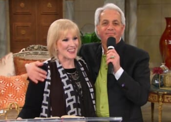Benny Hinny and wife Suzanne finalize divorce for a second time