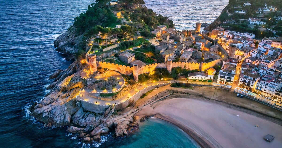 British teen in critical condition after horrific beach incident in Spain | World | News