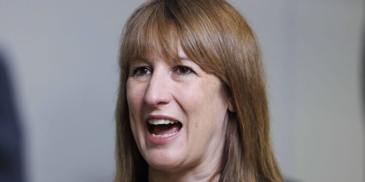 Brits blast Rachel Reeves over pension and inheritance tax plan | Politics | News