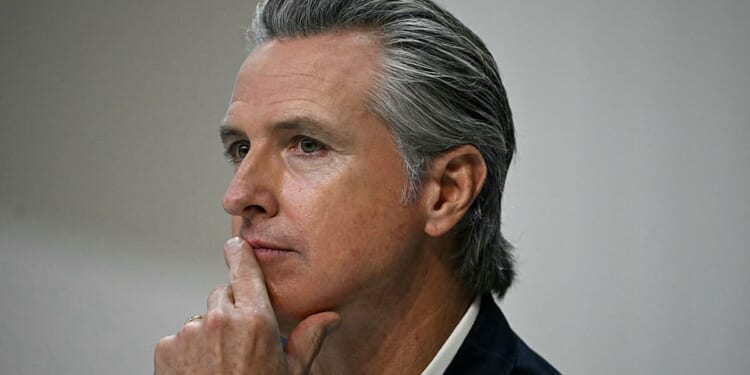 California Has Issued Thousands Of Illegal Trucking Licenses To Foreigners