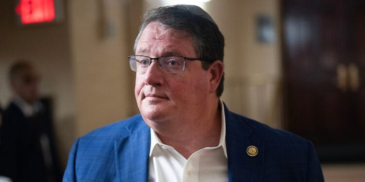 Conservative Leaders Gather to Oppose Antisemitism