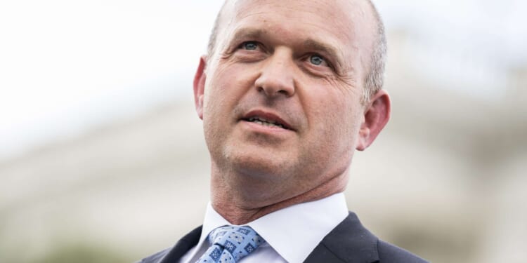 Conservative institutions crack as leaders back Tucker Carlson’s hard right turn