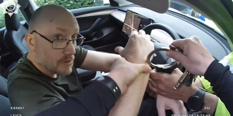 Disgusting NHS boss raped 12-year-old girl and abused five other girls | UK | News