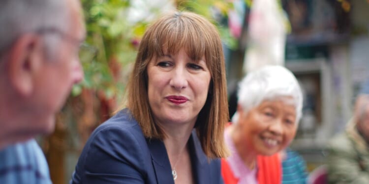 'Don't hammer grandparents!' Rachel Reeves issued stark tax warning | Politics | News