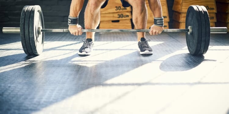 Dude Claims World’s Strongest Woman Title Before Event Organizers Realize The Truth