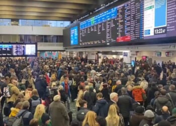 Euston station: London Train delays due to issues on West Coast Main Line | UK | News