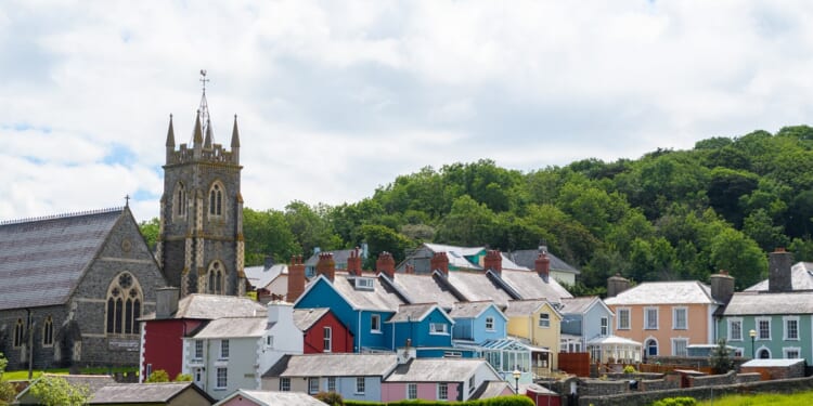 Faith communities in Wales provide £250 million to Welsh economy, report finds