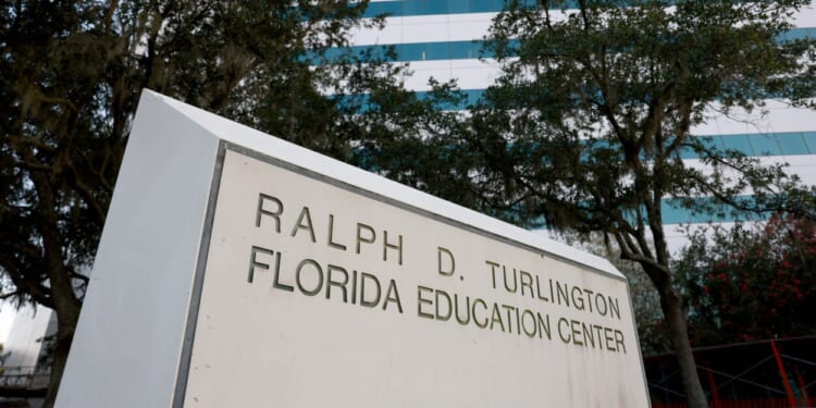 Florida Adopts Declaration to Renew Education