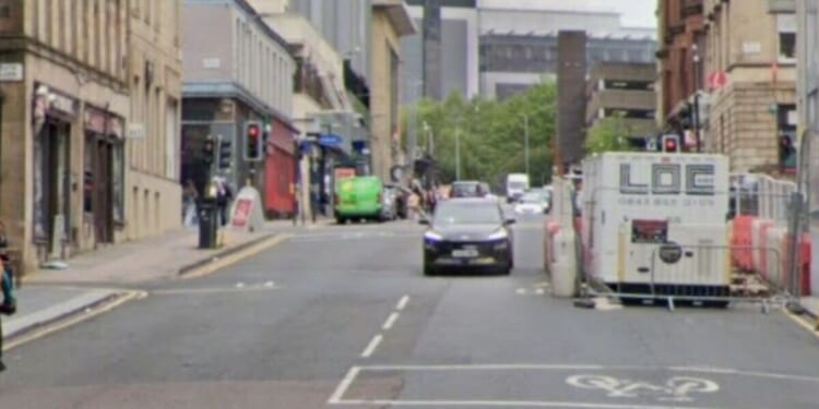 Glasgow fire: Roads shut as 50 firefighters tackle city centre blaze | UK | News