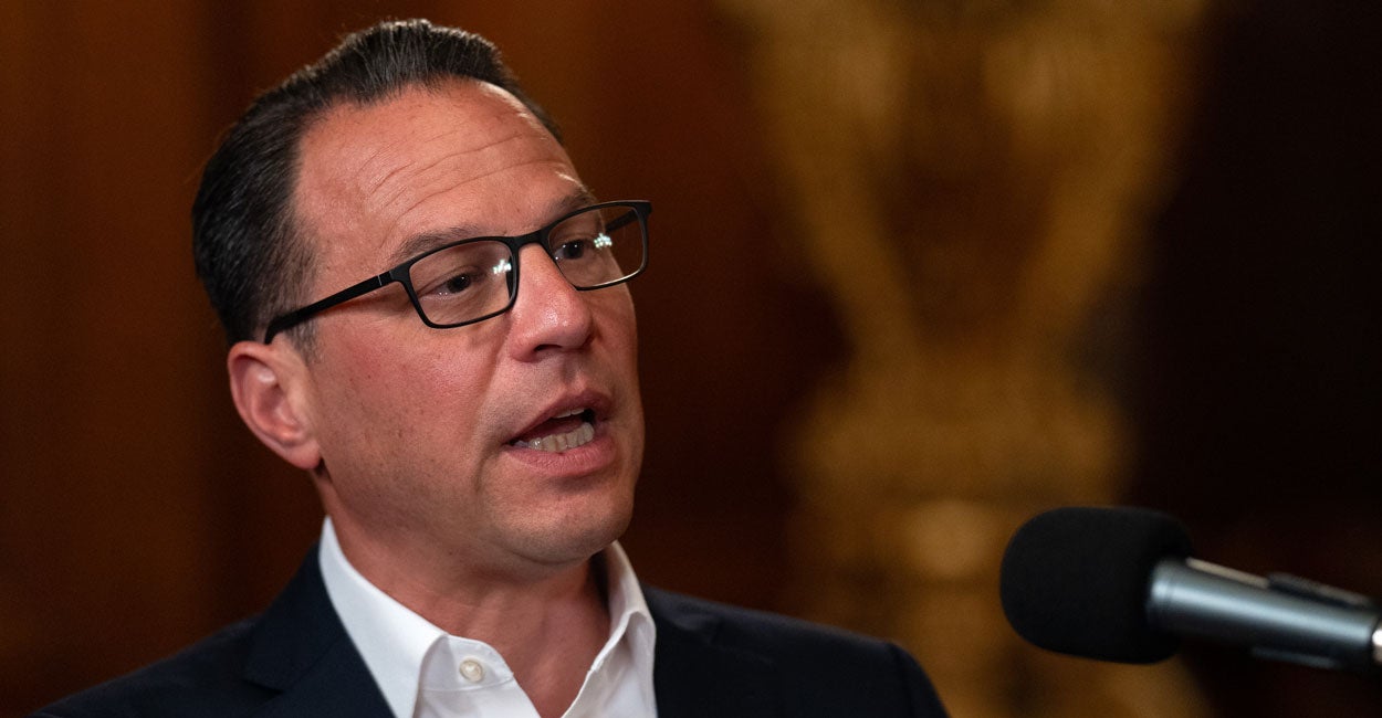 Gov. Shapiro Claims Voters Are Tired of Trump's ‘Extremism’